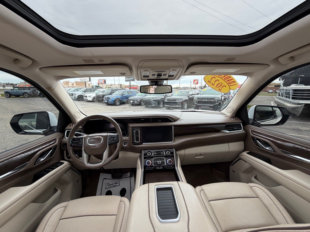 2022 GMC Yukon Image 44