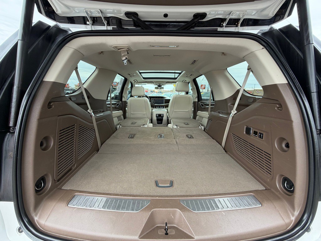2022 GMC Yukon Image 49