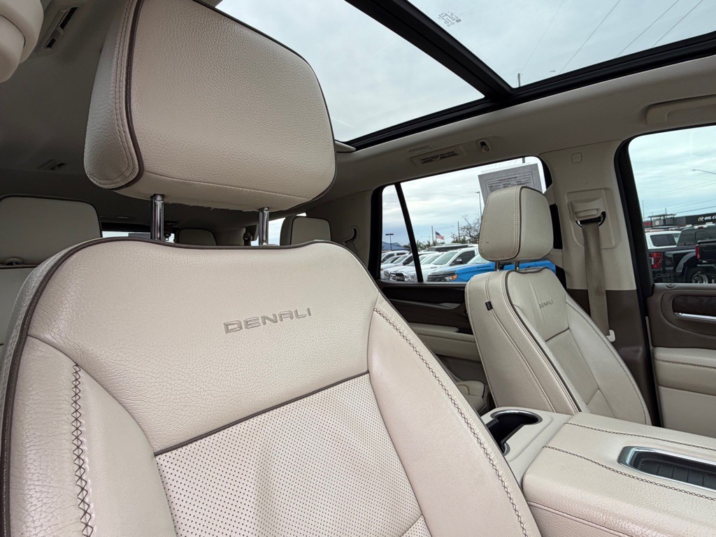 2022 GMC Yukon Image 66