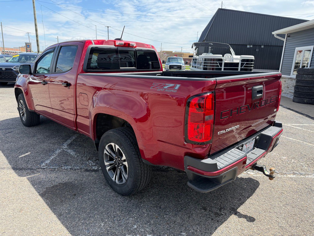 2021 Chevrolet Colorado Image 3