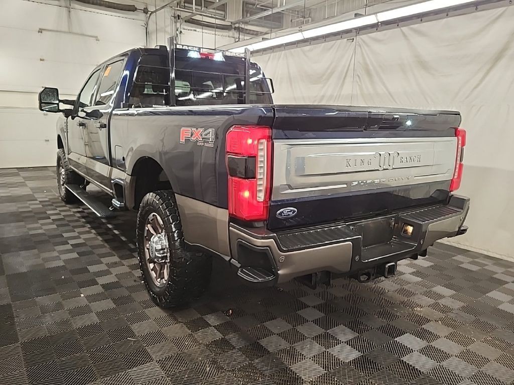 2023 Ford F-250 Image 2