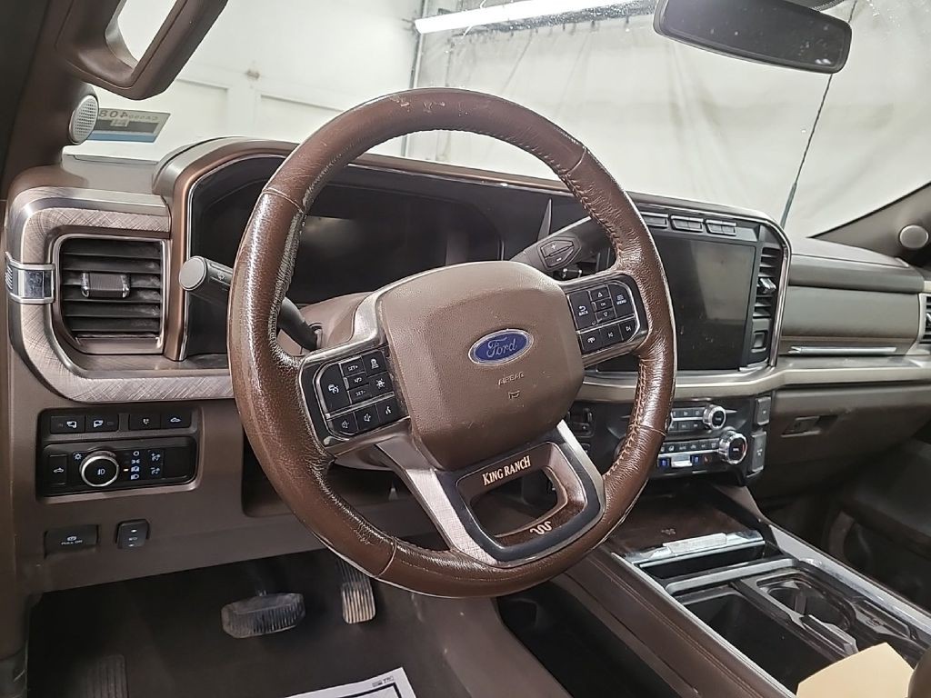2023 Ford F-250 Image 6