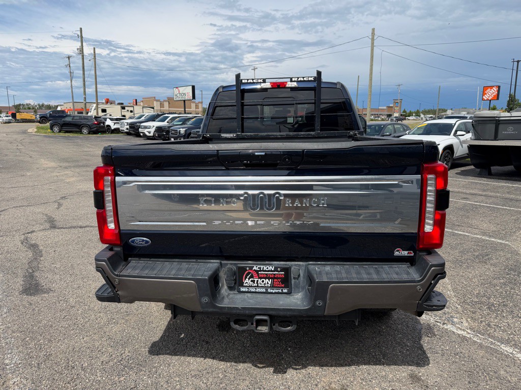 2023 Ford F-250 Image 4
