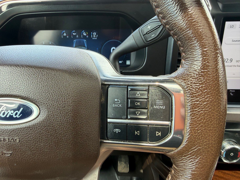 2023 Ford F-250 Image 21
