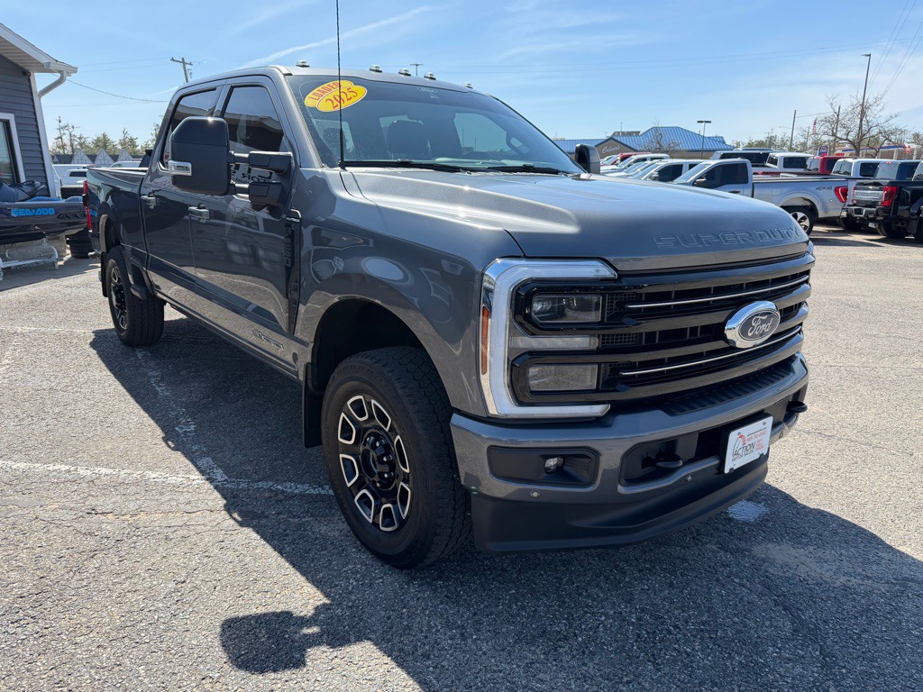 2025 Ford F-250 Image 7