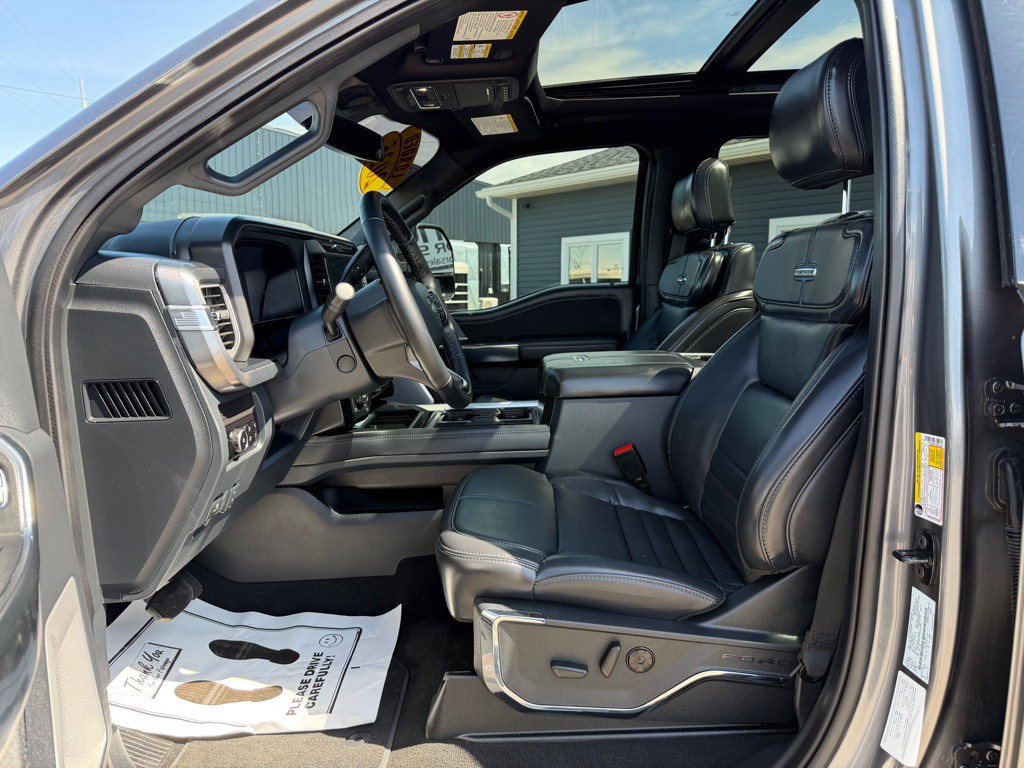 2025 Ford F-250 Image 14