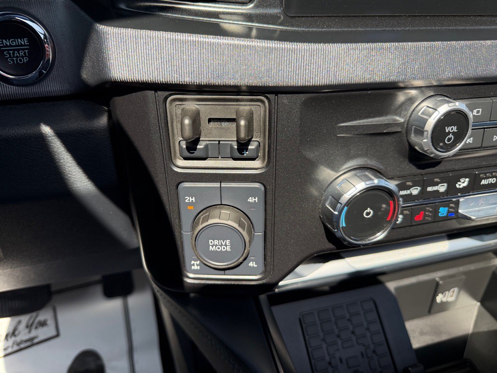 2025 Ford F-250 Image 31