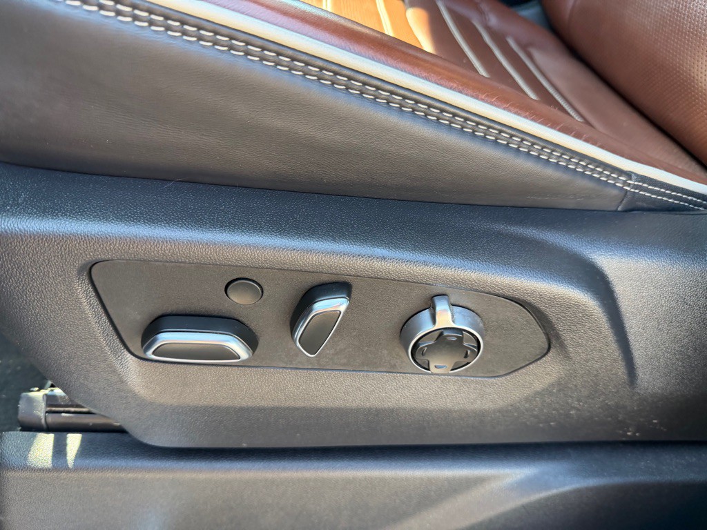 2025 GMC Sierra Image 15