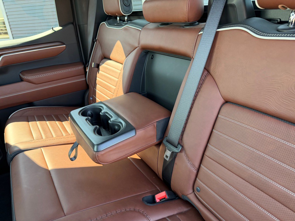 2025 GMC Sierra Image 39