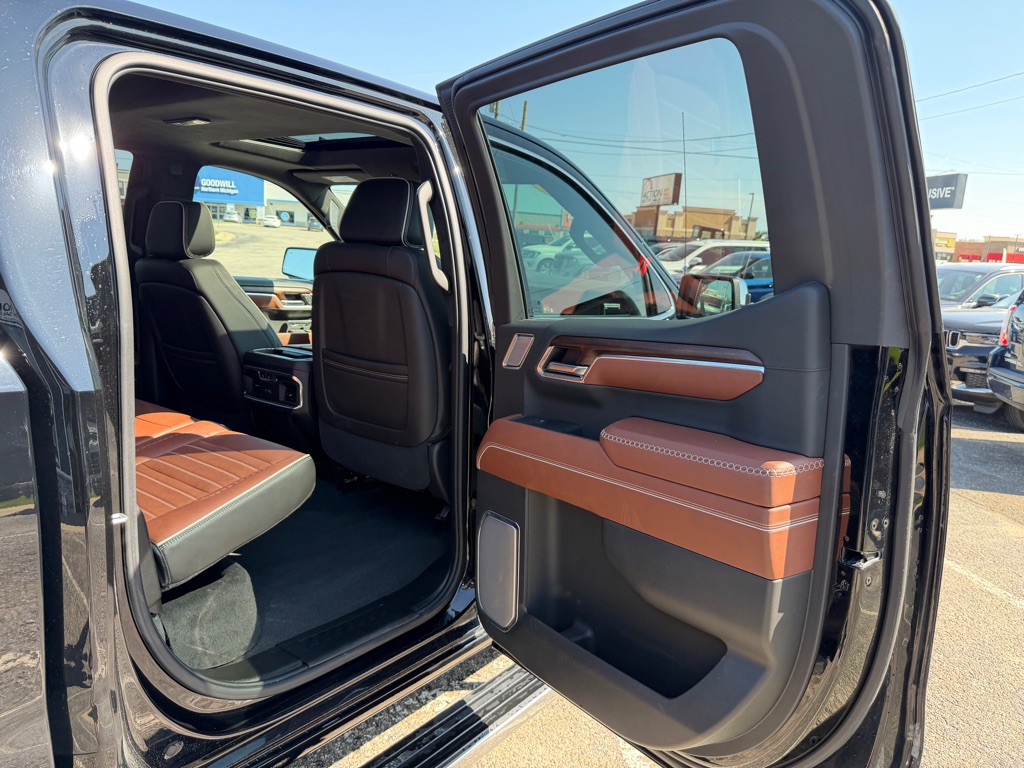 2025 GMC Sierra Image 48