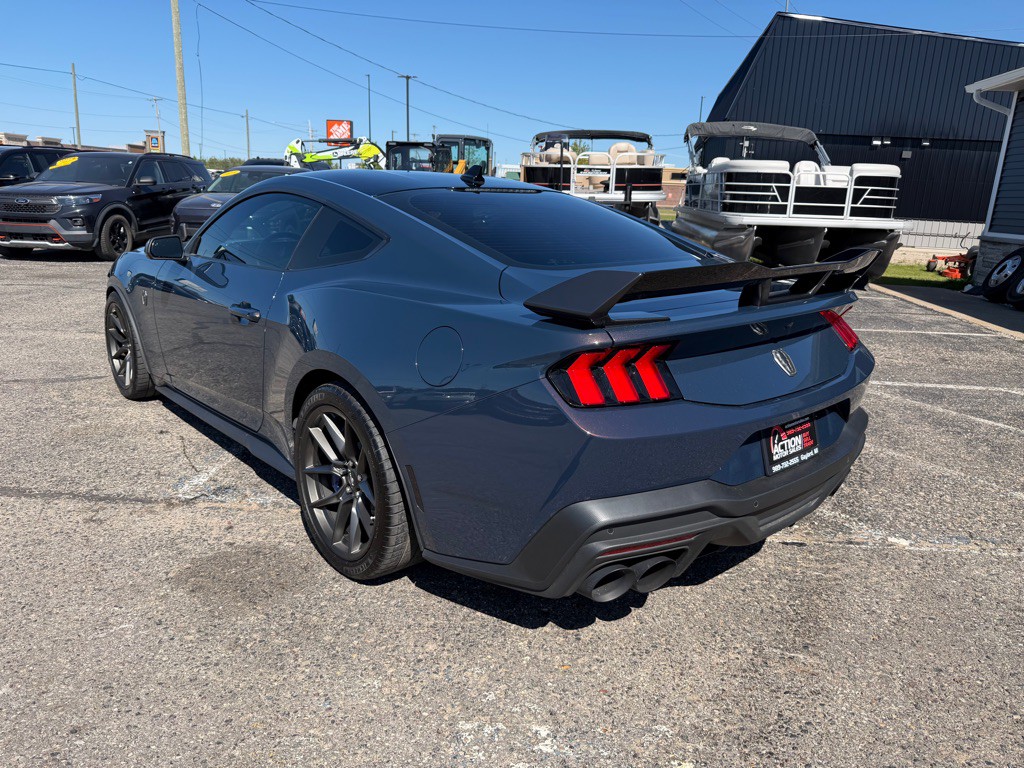 2024 Ford Mustang Image 3