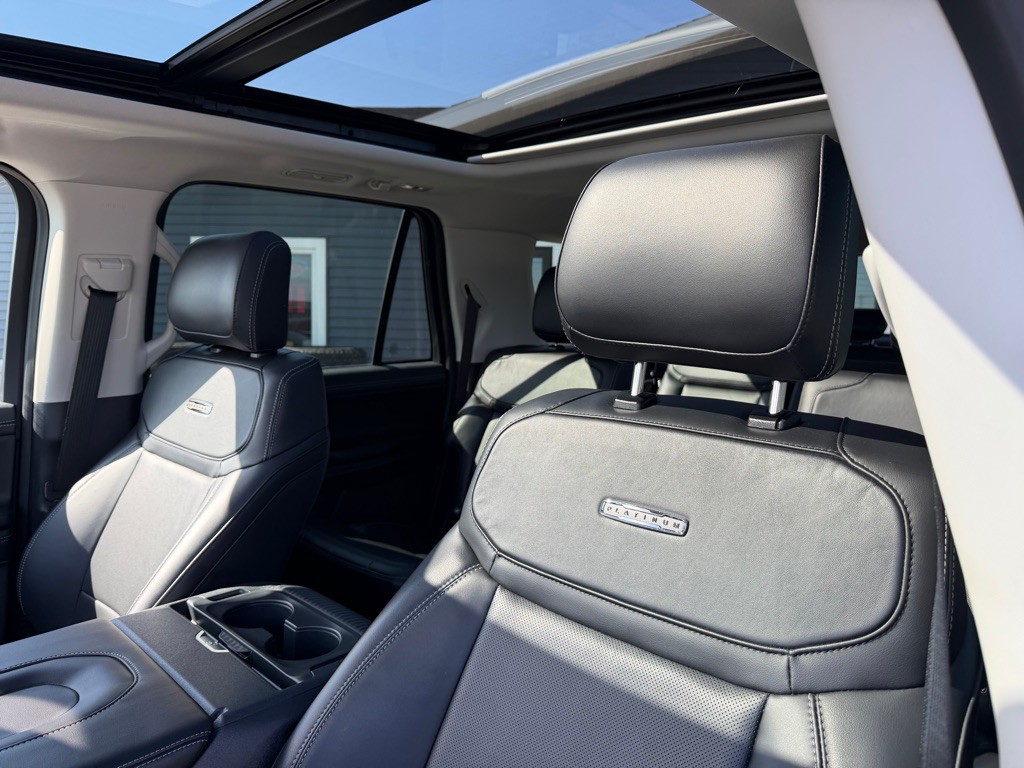 2025 Ford Expedition Image 15