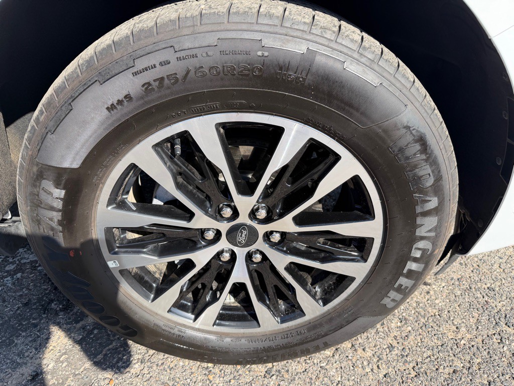 2025 Ford Expedition Image 70