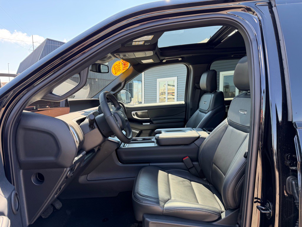 2025 Ford Expedition Image 10