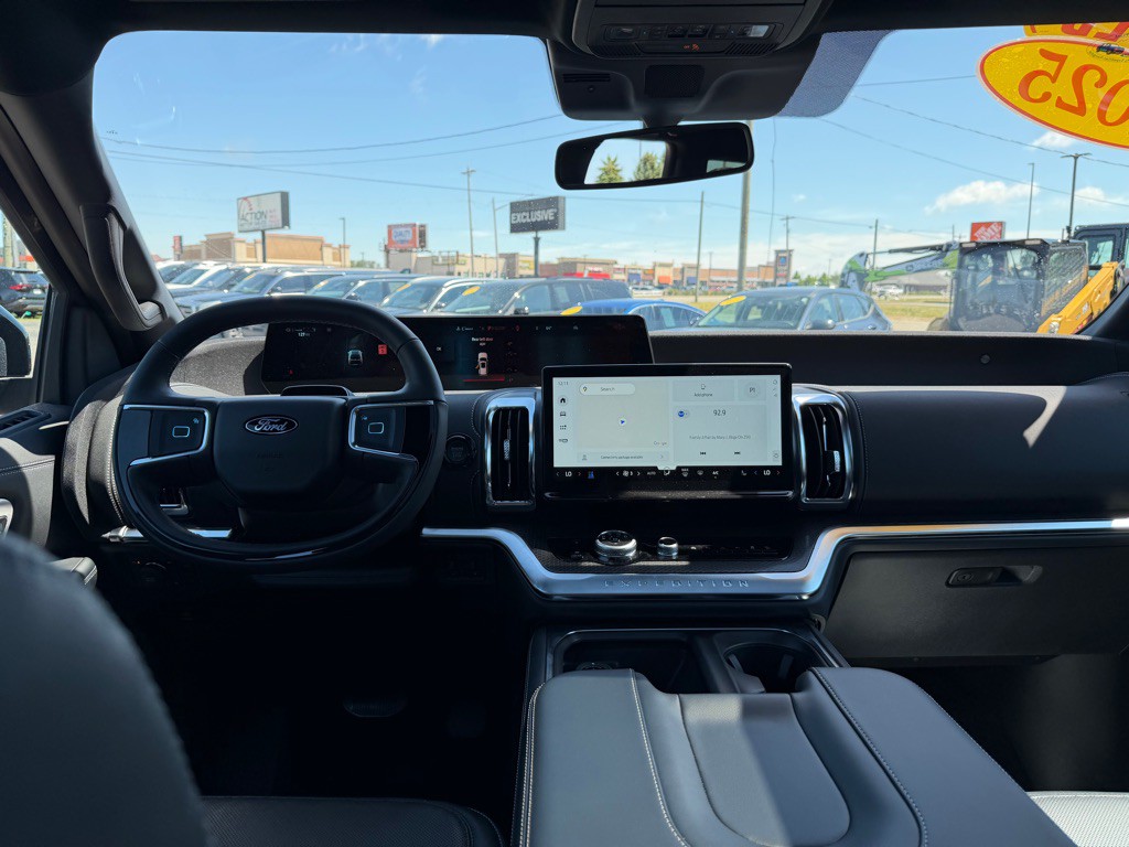 2025 Ford Expedition Image 35
