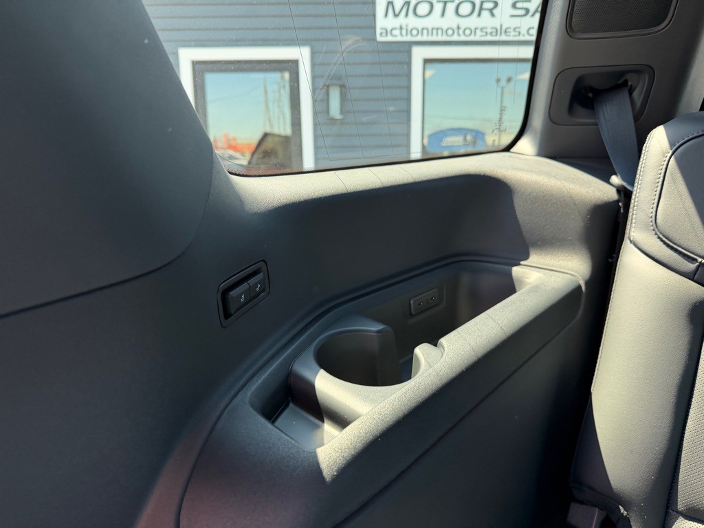 2025 Ford Expedition Image 44
