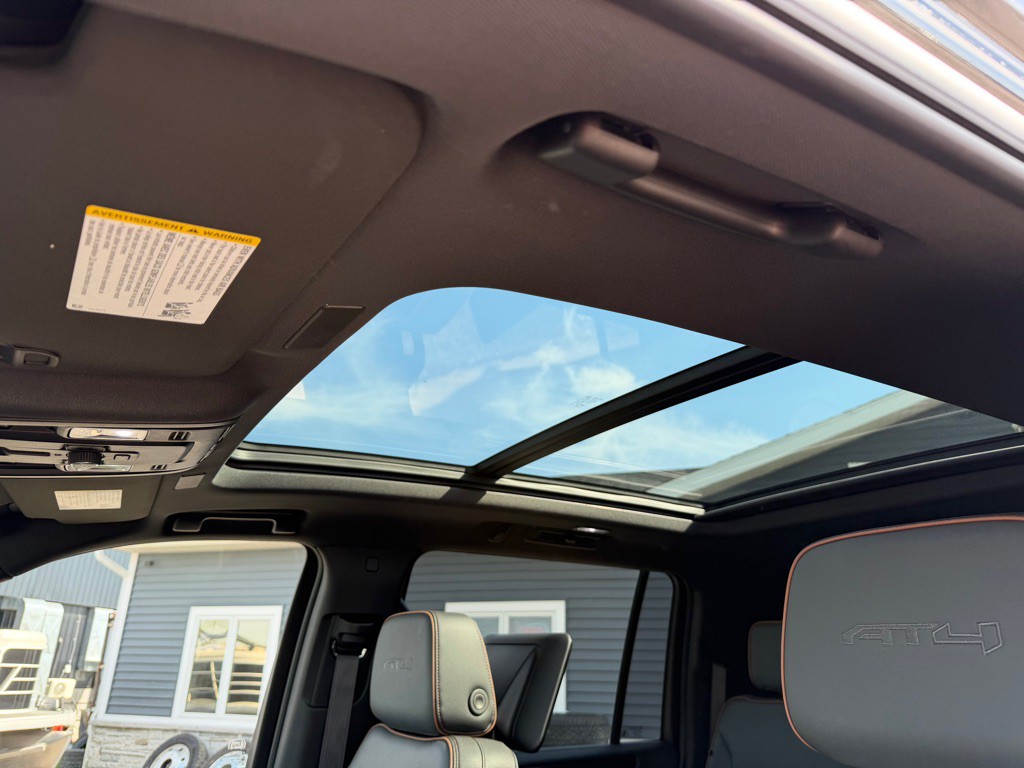 2025 GMC Yukon Image 15