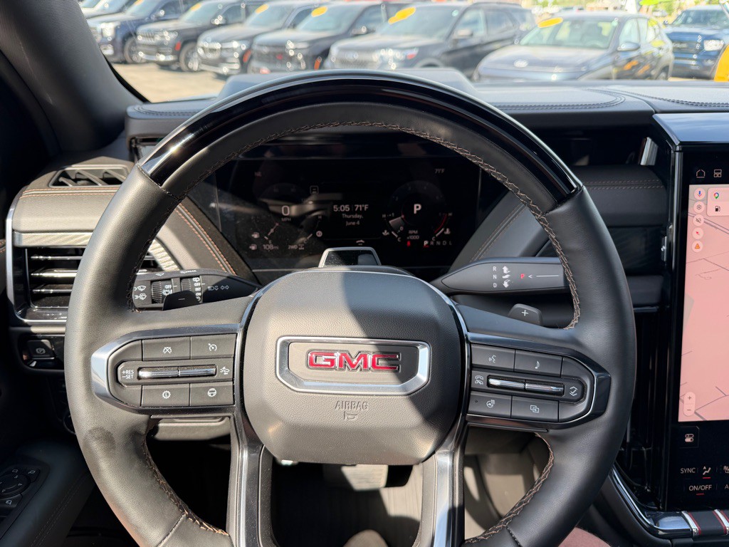 2025 GMC Yukon Image 18