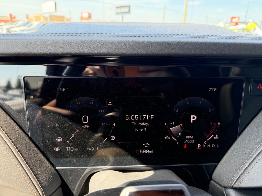 2025 GMC Yukon Image 24