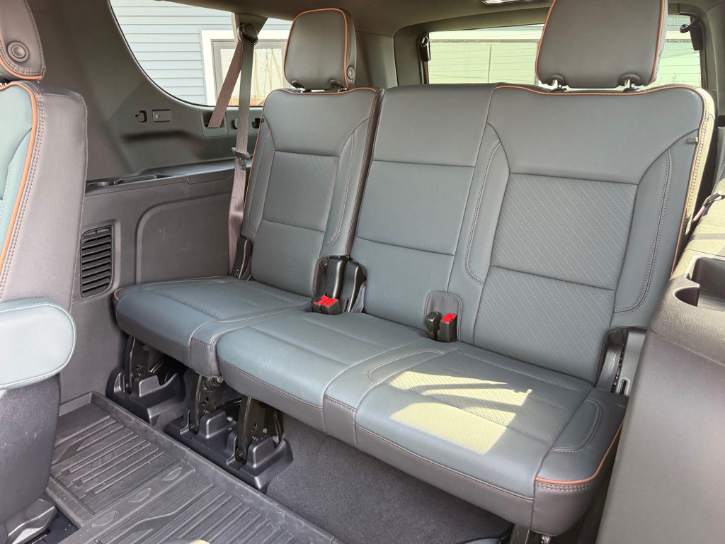 2025 GMC Yukon Image 43