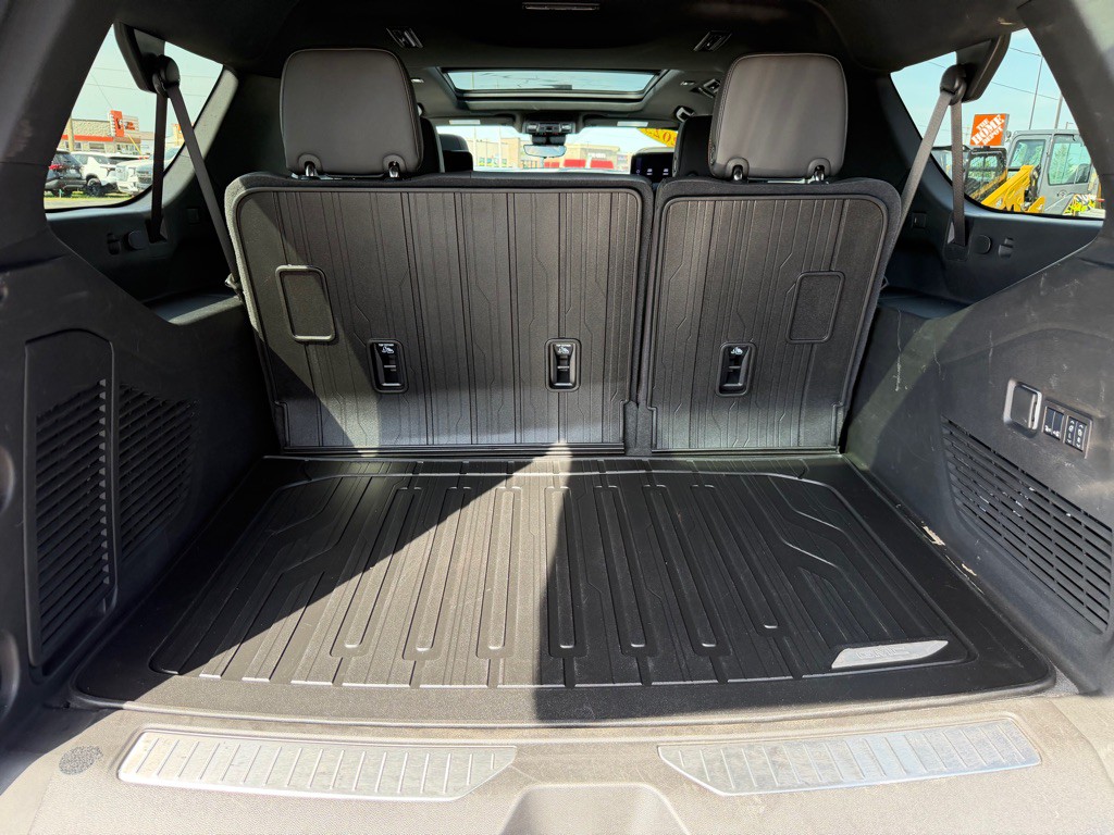 2025 GMC Yukon Image 46