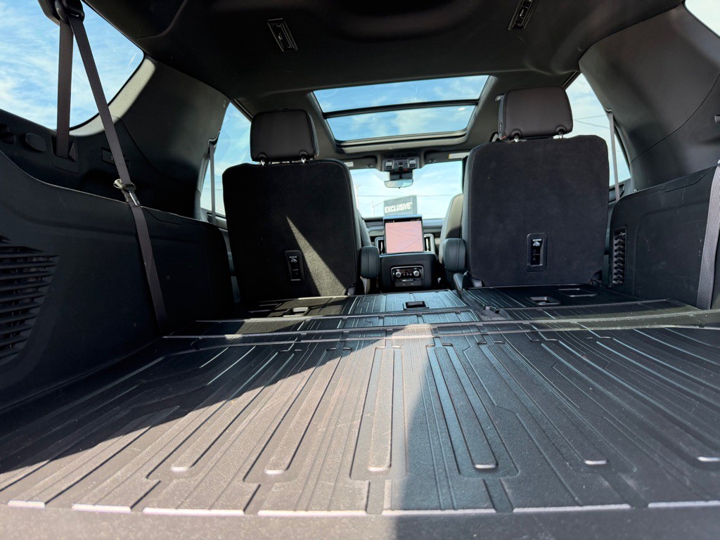 2025 GMC Yukon Image 49