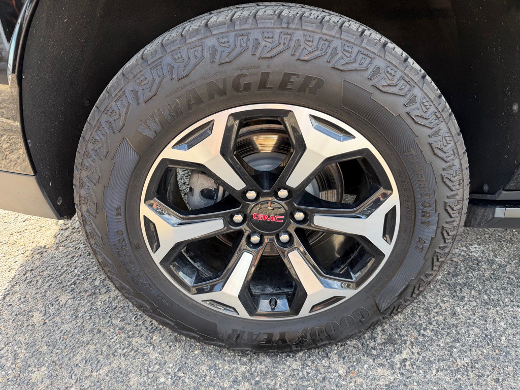 2025 GMC Yukon Image 51