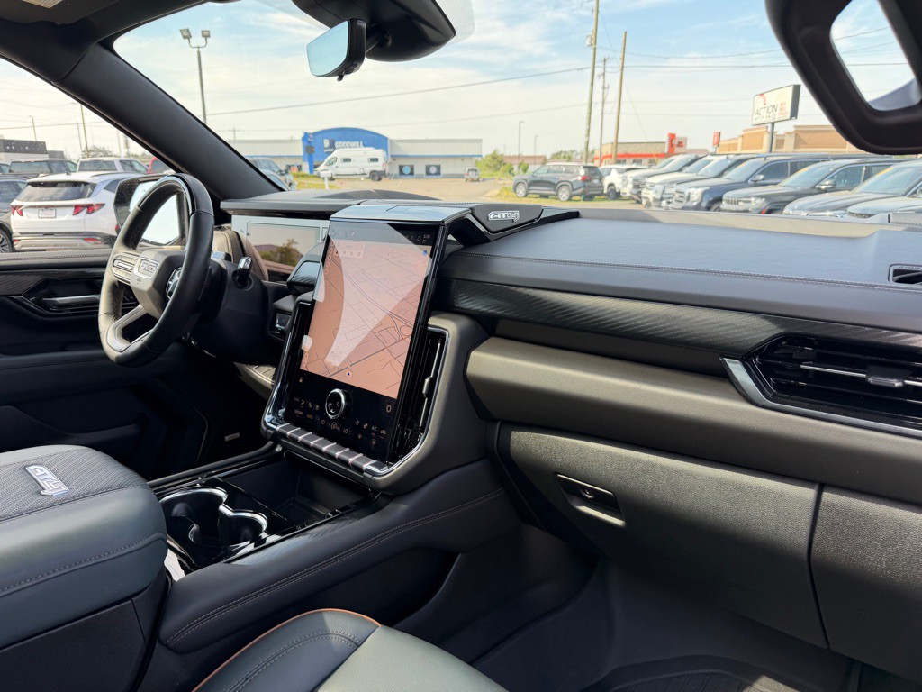 2025 GMC Yukon Image 67