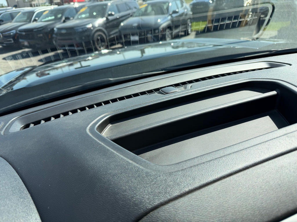 2024 GMC Sierra 1500 Image 32