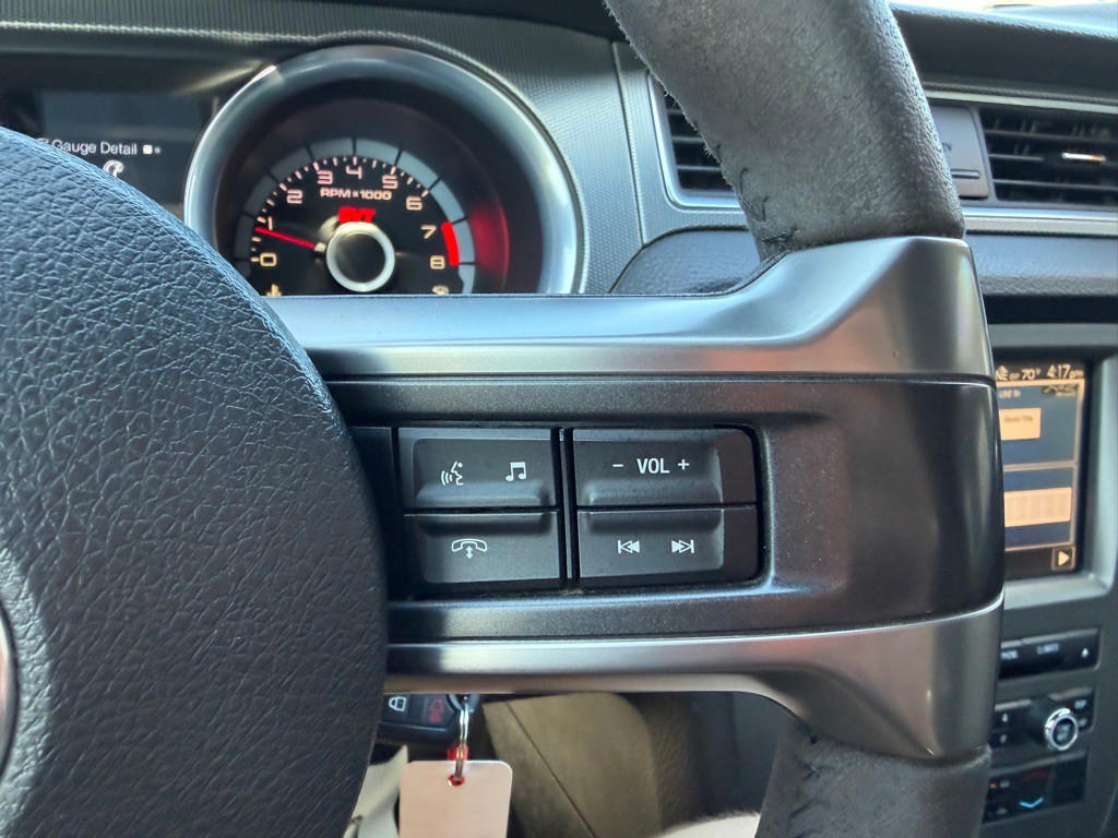 2014 Ford Mustang Image 22