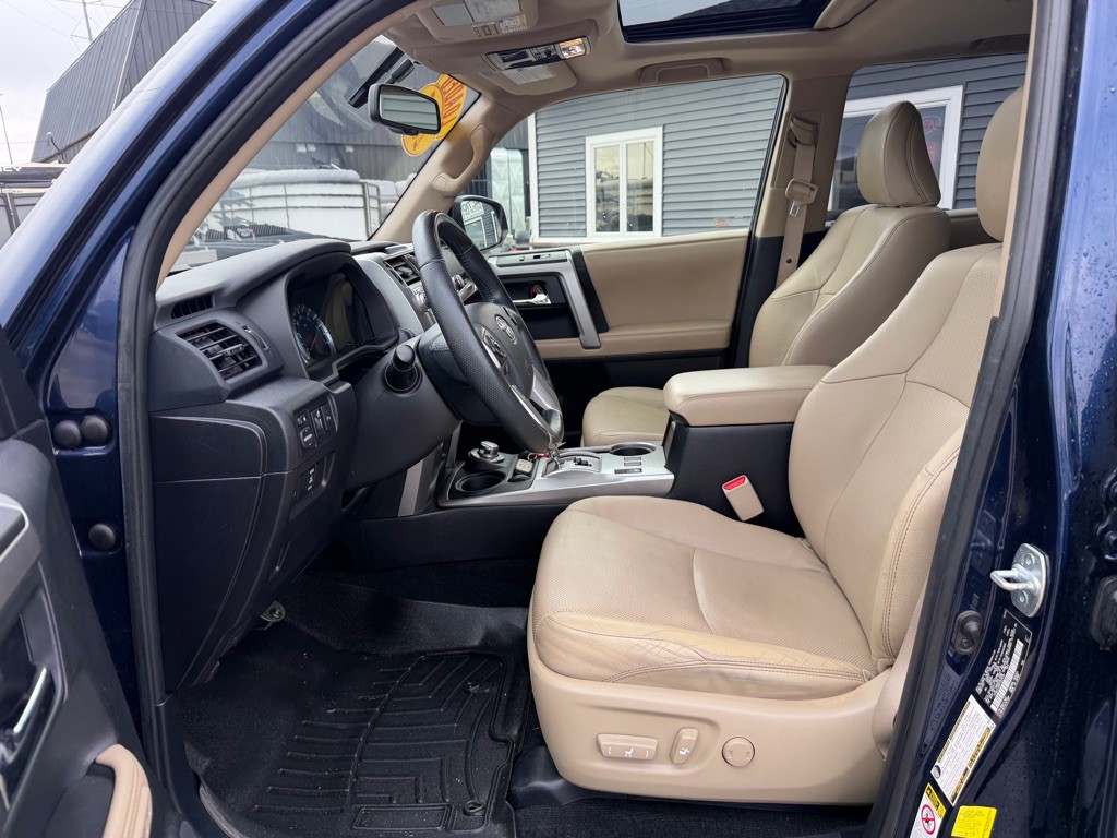 2015 Toyota 4Runner Image 12