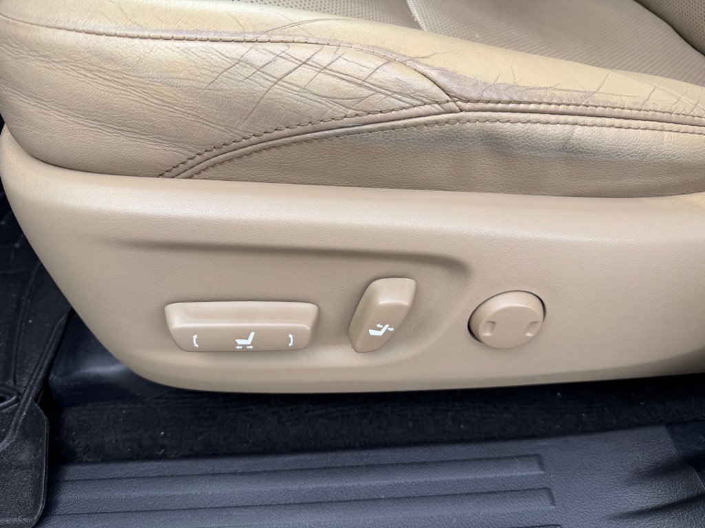 2015 Toyota 4Runner Image 13
