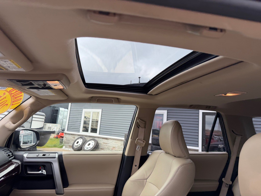2015 Toyota 4Runner Image 15