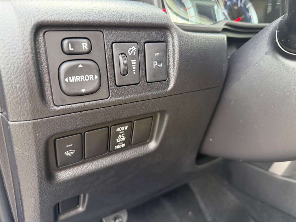 2015 Toyota 4Runner Image 17