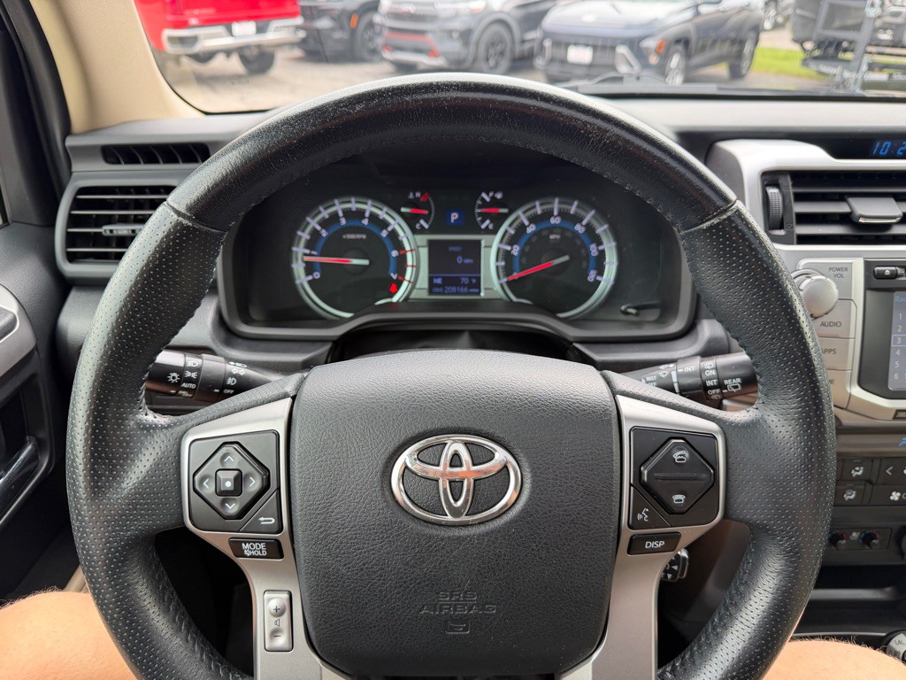 2015 Toyota 4Runner Image 18