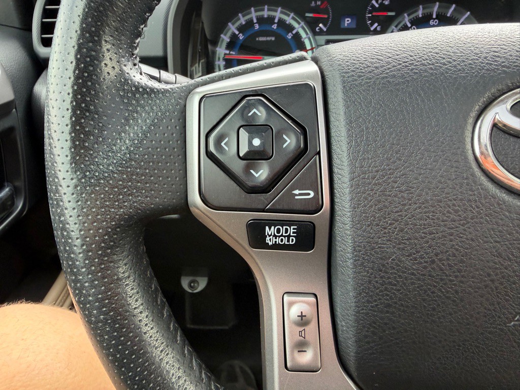 2015 Toyota 4Runner Image 19