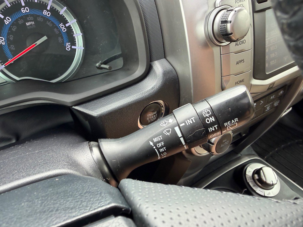 2015 Toyota 4Runner Image 21