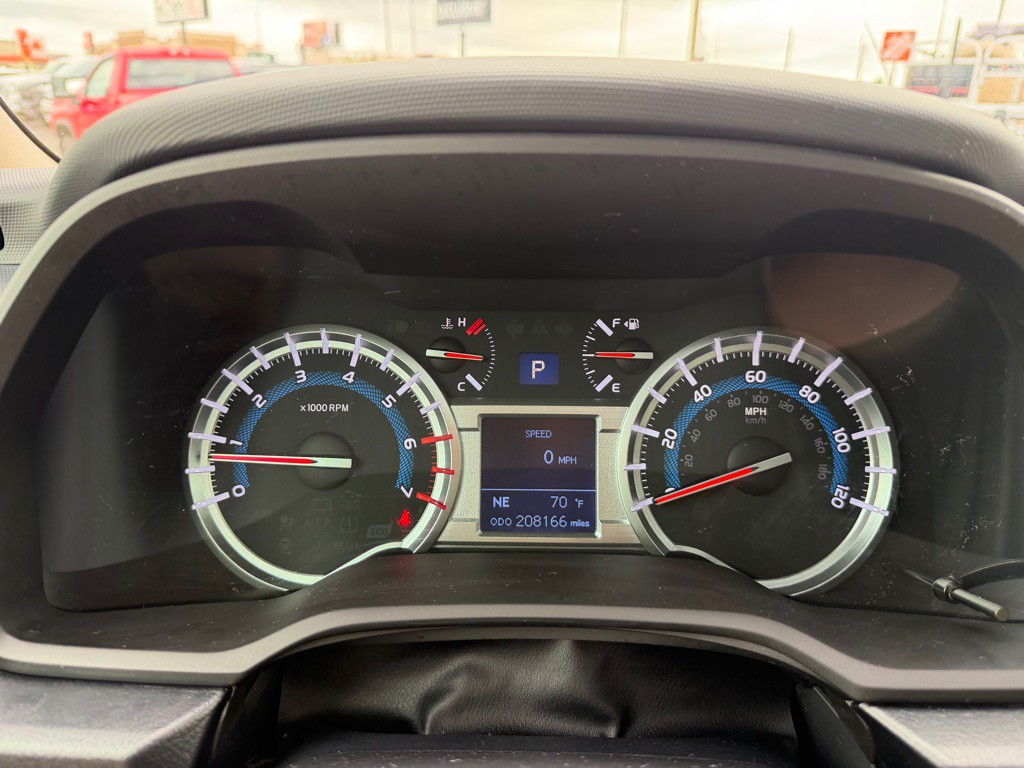2015 Toyota 4Runner Image 23
