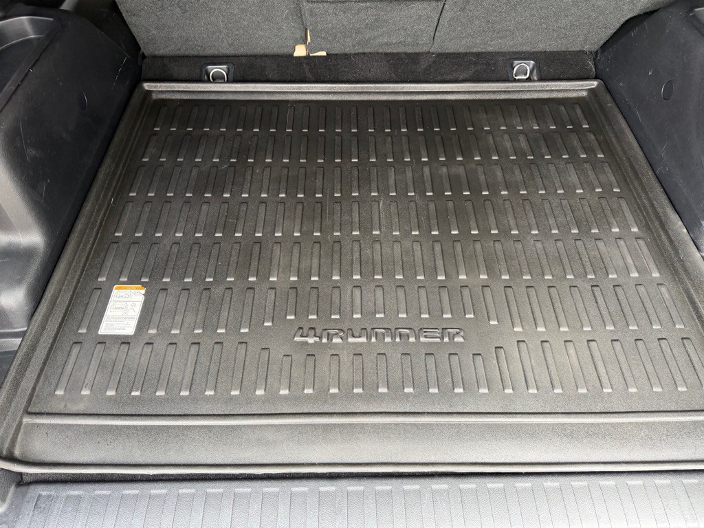 2015 Toyota 4Runner Image 44