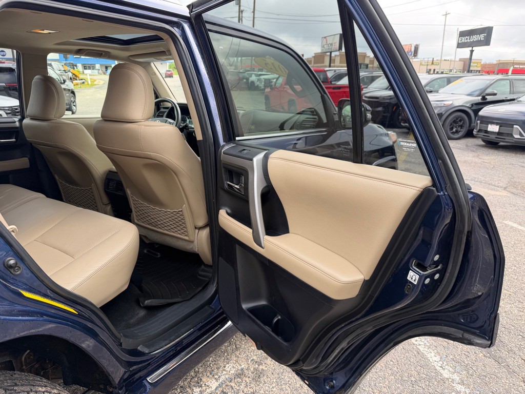 2015 Toyota 4Runner Image 48