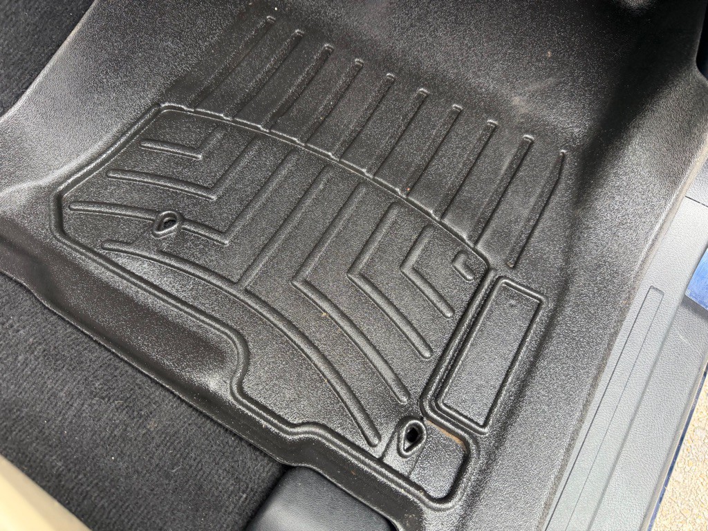 2015 Toyota 4Runner Image 60