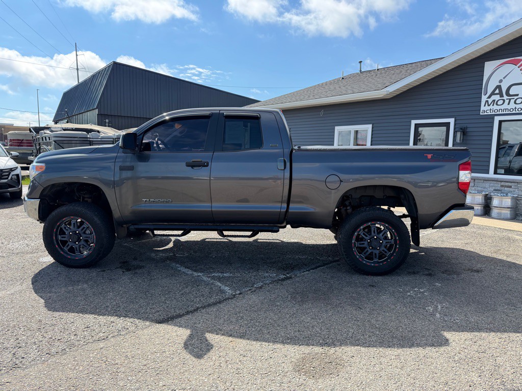 2016 Toyota Tundra Image 2