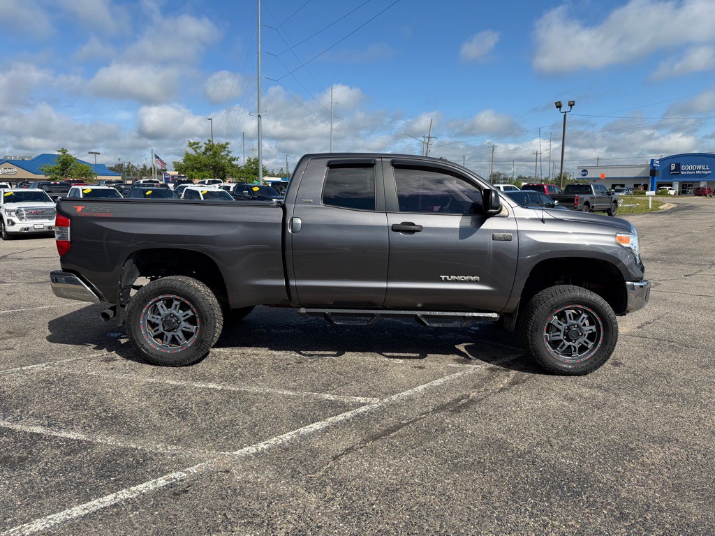 2016 Toyota Tundra Image 6