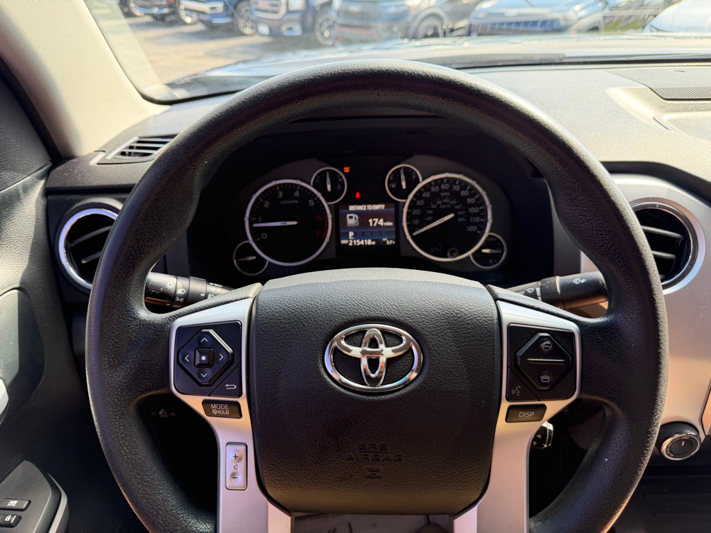 2016 Toyota Tundra Image 18