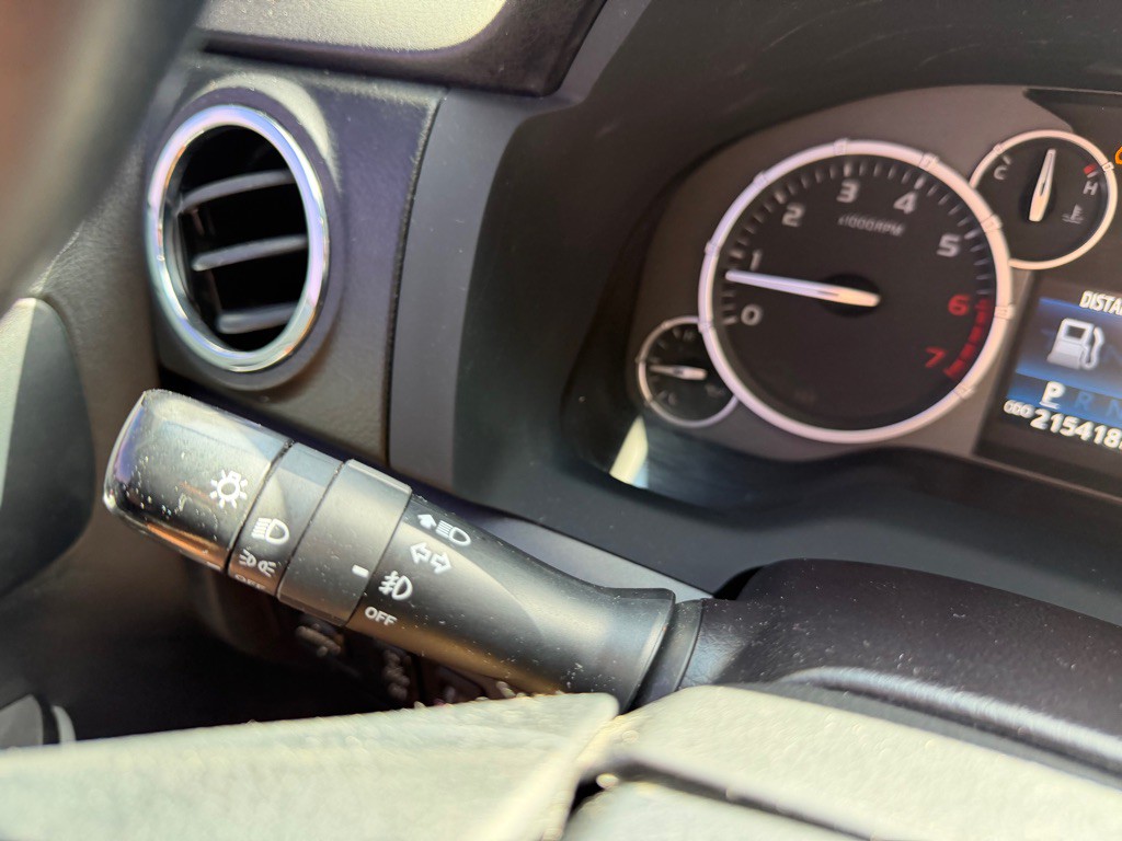 2016 Toyota Tundra Image 23