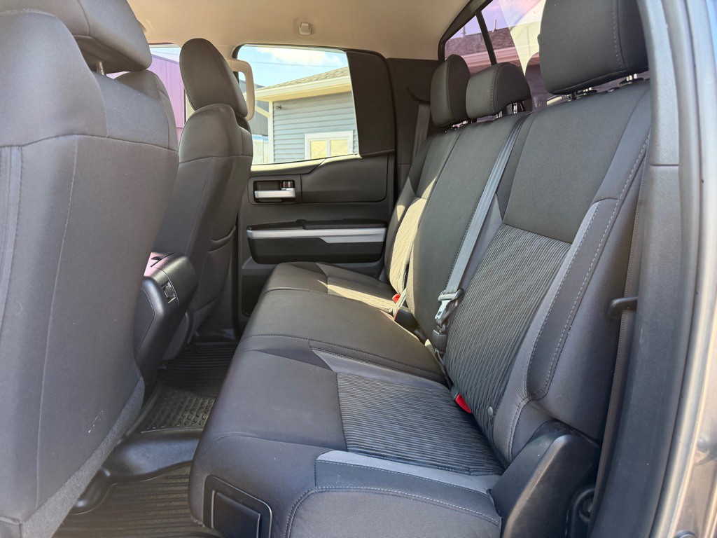 2016 Toyota Tundra Image 35