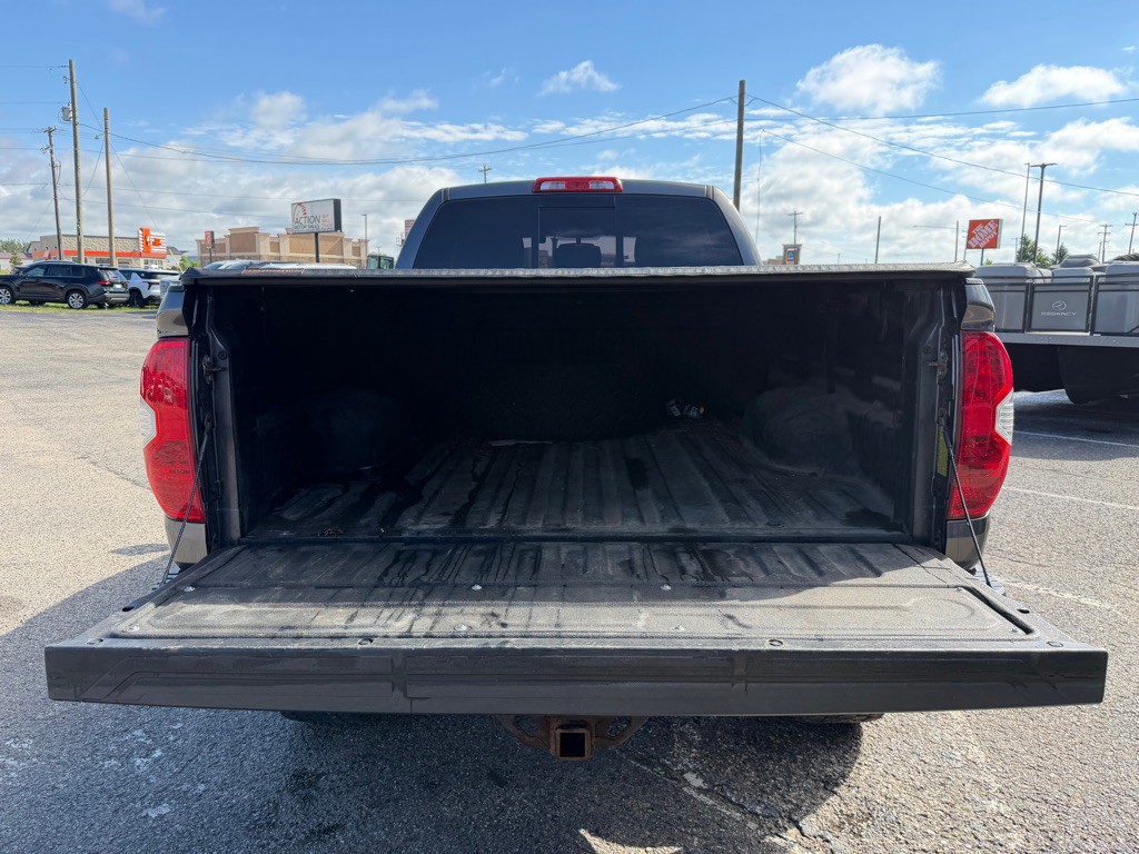 2016 Toyota Tundra Image 40