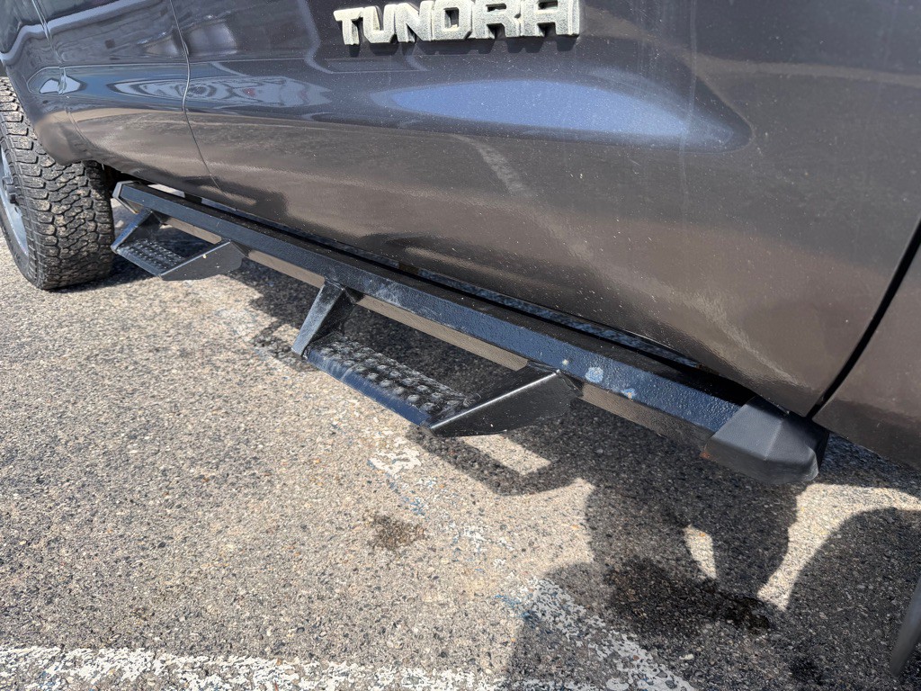 2016 Toyota Tundra Image 60