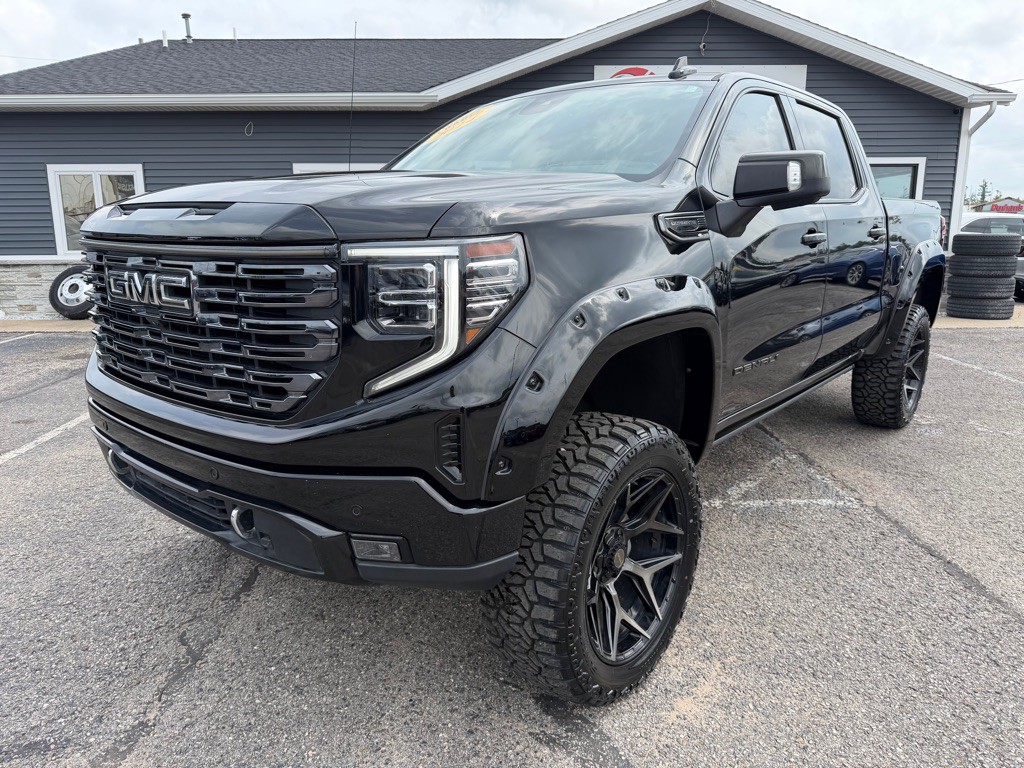 2024 GMC Sierra Image 1
