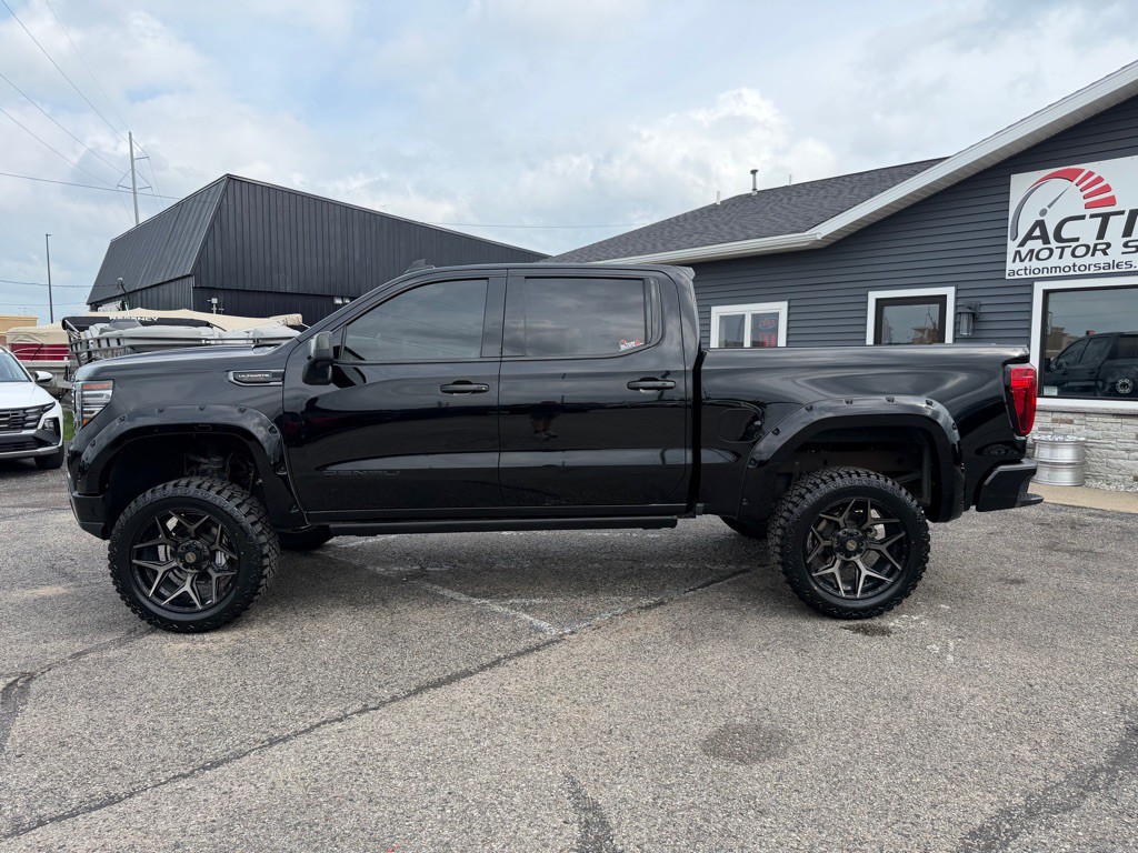 2024 GMC Sierra Image 2